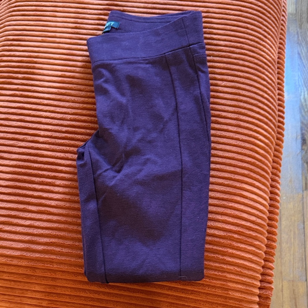 LOFT Women's Maroon leggings